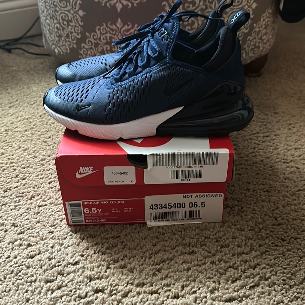 Air Max 270- Kids 6.5 Y Navy